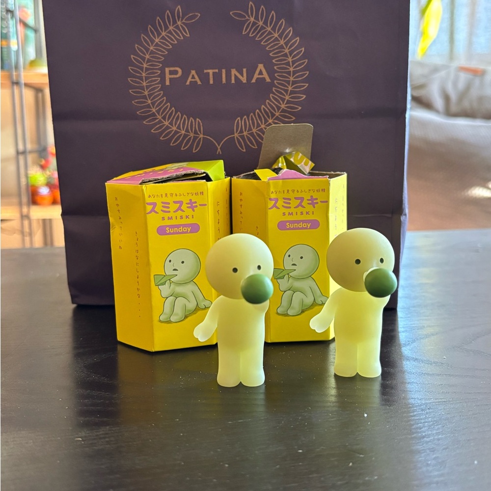 [NEW] Smiski Sunday Series; blowing bubbles